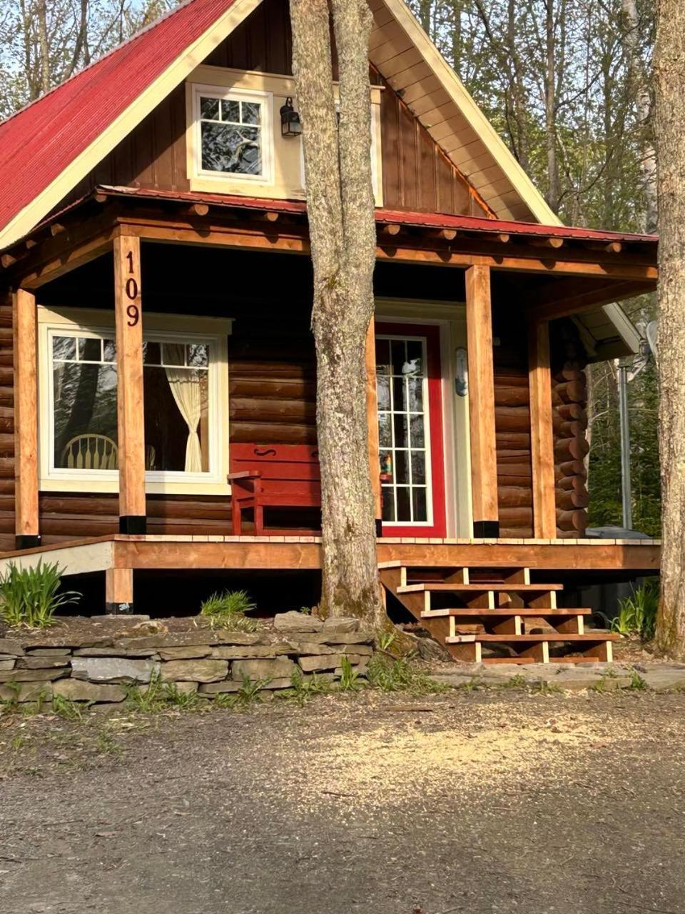 Le Refuge Au Mont Comi Villa Saint-Gabriel Kültér fotó